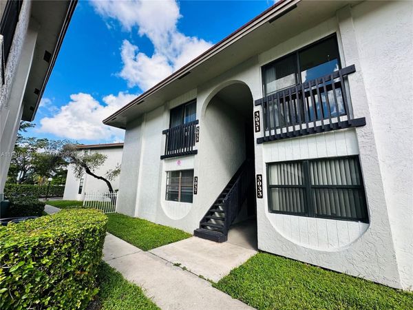 3037 NW 118th Dr, Unit 122D, Coral Springs, FL 33065