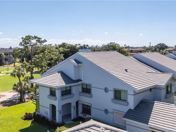 16391 Fairway Woods DR, Unit 207, FORT MYERS, FL 33908