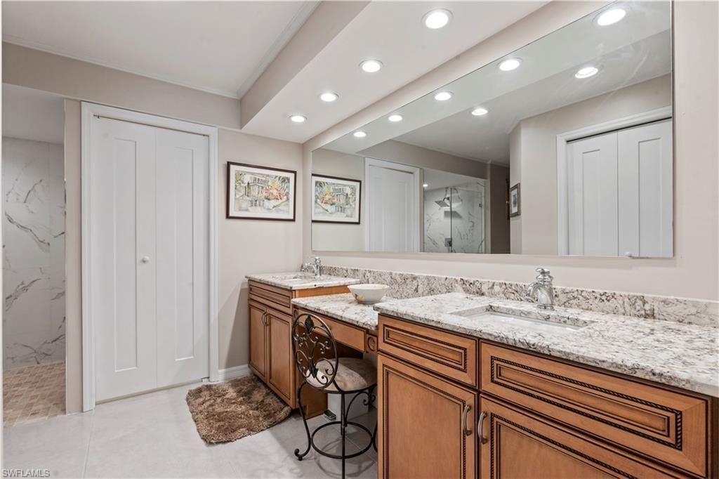 16391 Fairway Woods Dr, Unit 207, Fort Myers, FL 33908 Photo