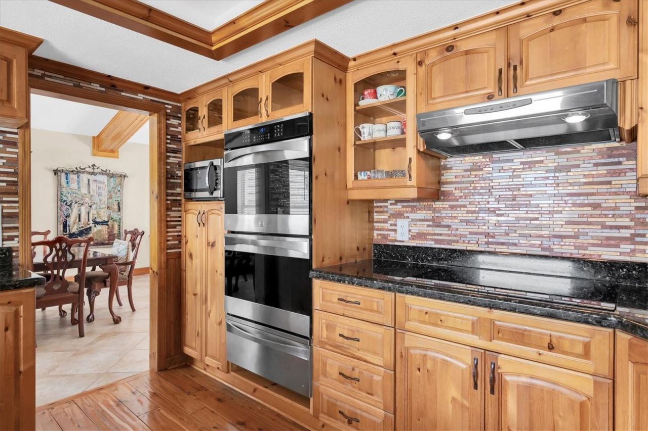 5900 Leeland Street S, Saint Petersburg, FL 33715 Photo