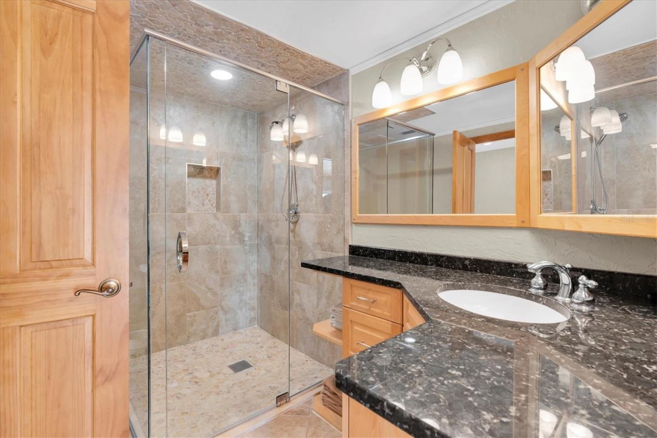 5900 Leeland Street S, Saint Petersburg, FL 33715 Photo