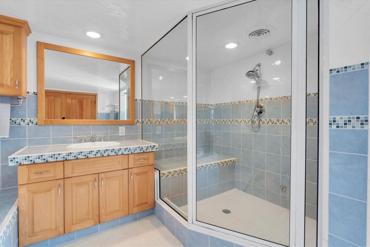 5900 Leeland Street S, Saint Petersburg, FL 33715 Photo