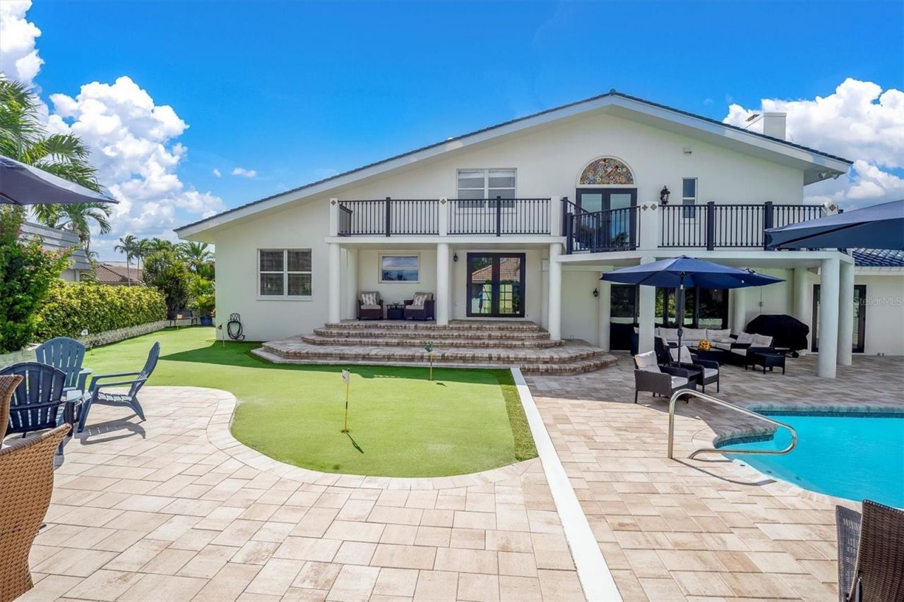 5900 Leeland Street S, Saint Petersburg, FL 33715 Photo