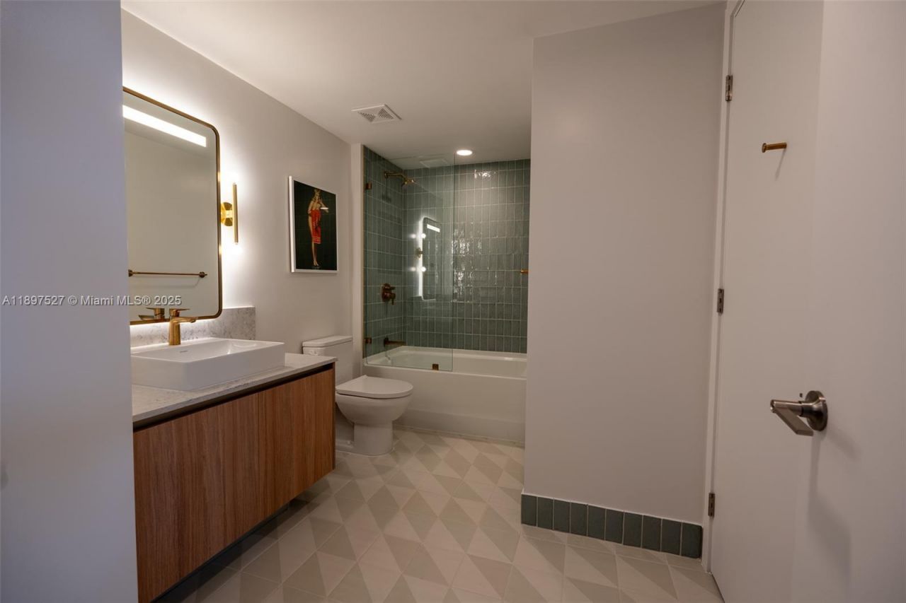 601 NE 1st Ave, Unit 4213, Miami, FL 33132 Photo