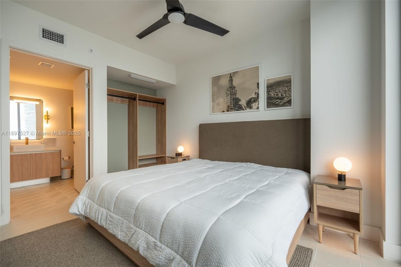 601 NE 1st Ave, Unit 4213, Miami, FL 33132 Photo