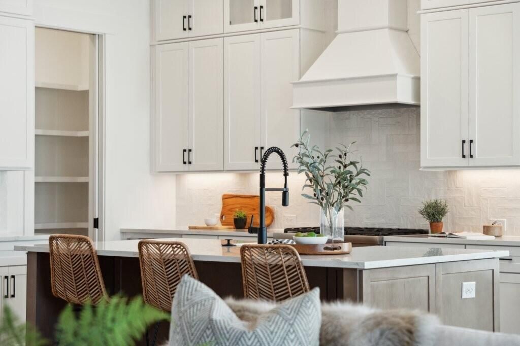 230 River Oak Drive Photo 18