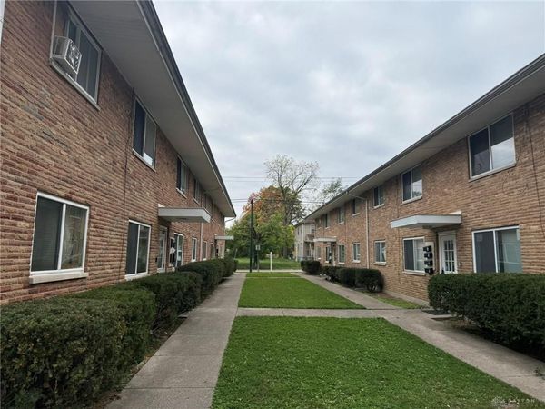 2929 Hoover Avenue, Dayton, OH 45402