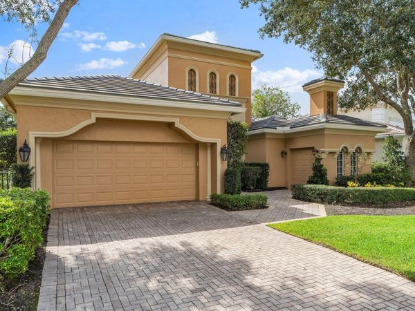 108 Via Paradisio, Palm Beach Gardens, FL 33418