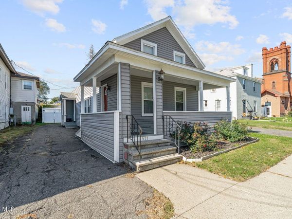 511 5th Avenue, Watervliet, NY 12189