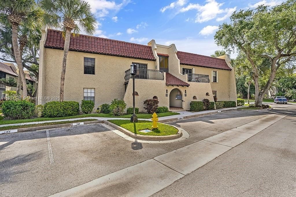 5151 Highway A1a, Unit 404, Indian River Shores, FL 32963 Photo