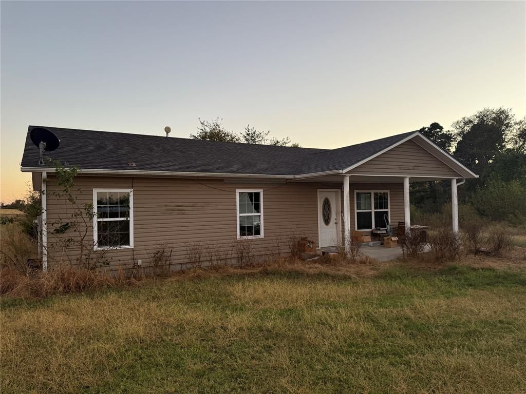 2752 Highway 75 Highway, Wetumka, OK 74883 Main Photo