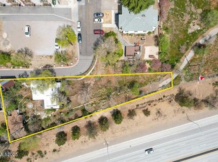 400 Minerva Lane, Reno, NV 89503 Photo