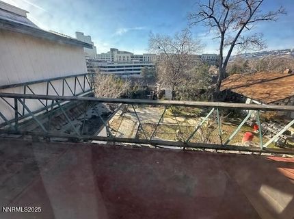 400 Minerva Lane, Reno, NV 89503 Photo