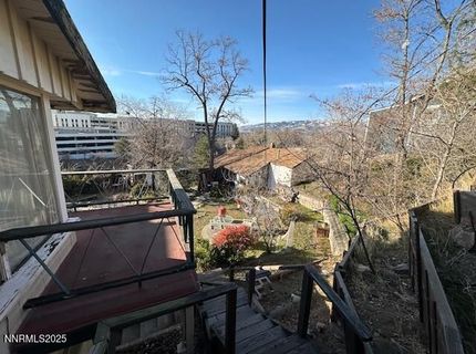 400 Minerva Lane, Reno, NV 89503 Photo