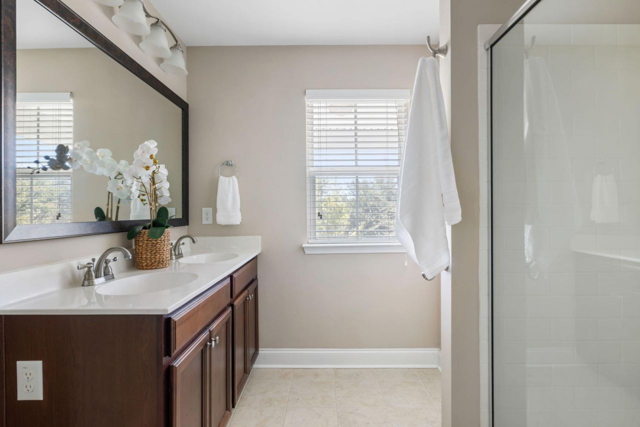 2604 Poplar Grove Place Photo 16