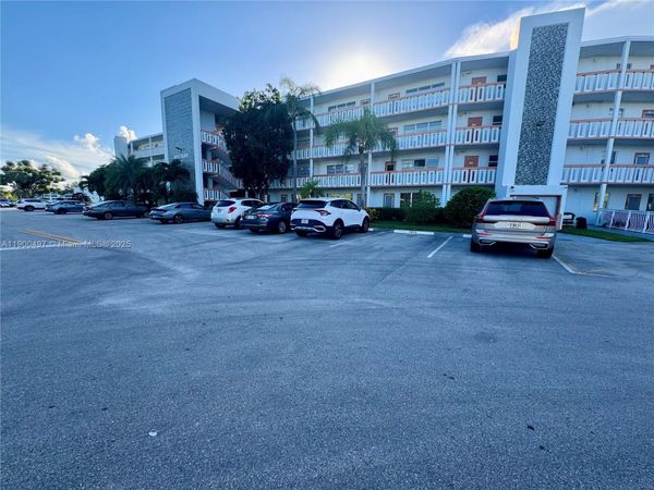 1011 Westbury F, Unit 1011, Deerfield Beach, FL 33442