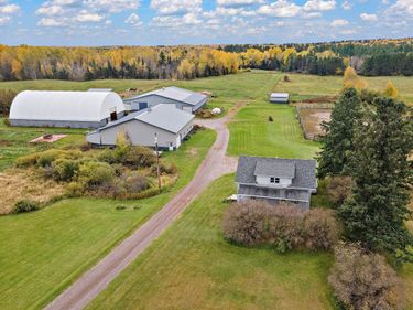 3974 W Pioneer Road, Duluth, MN 55803