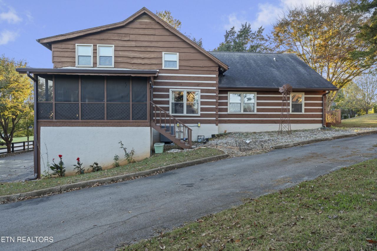 12771 Saddle Way, Knoxville, TN 37922 Main Photo