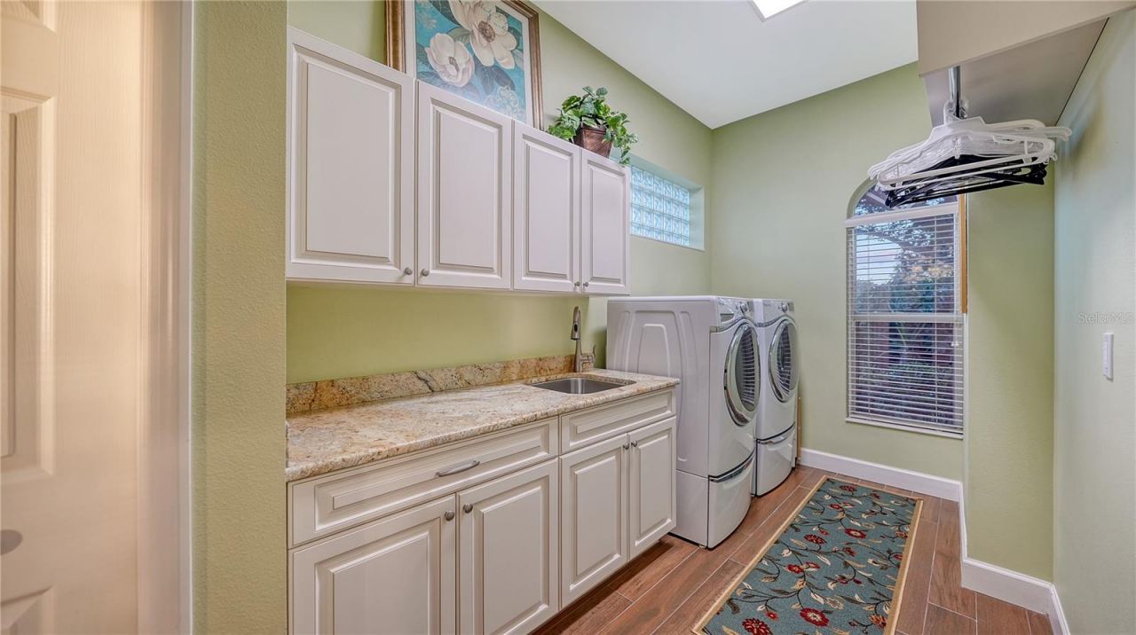 8250 Hugh Alison Place, Sarasota, FL 34240 Photo