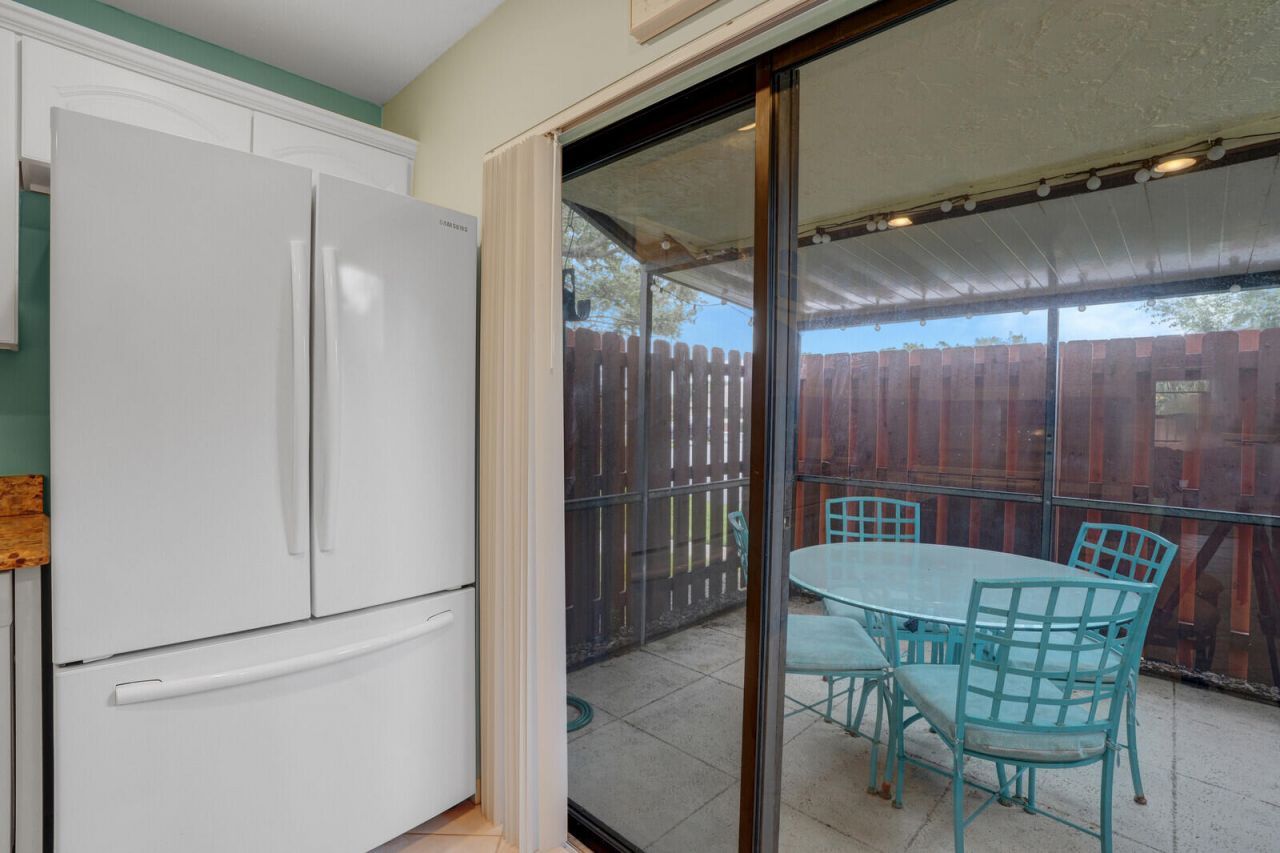 8020 SE Villa Cir, Hobe Sound, FL 33455 Photo