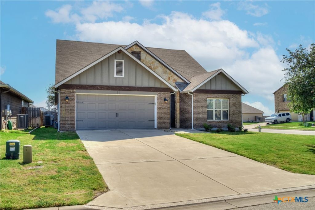 1203 Amber Dawn Drive, Temple, TX 76502 Main Photo