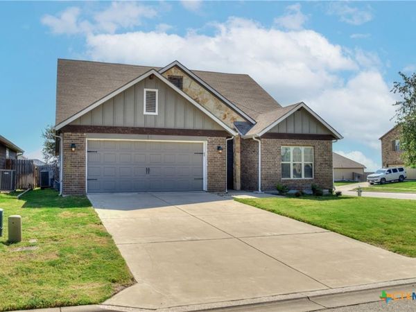 1203 Amber Dawn Drive, Temple, TX 76502