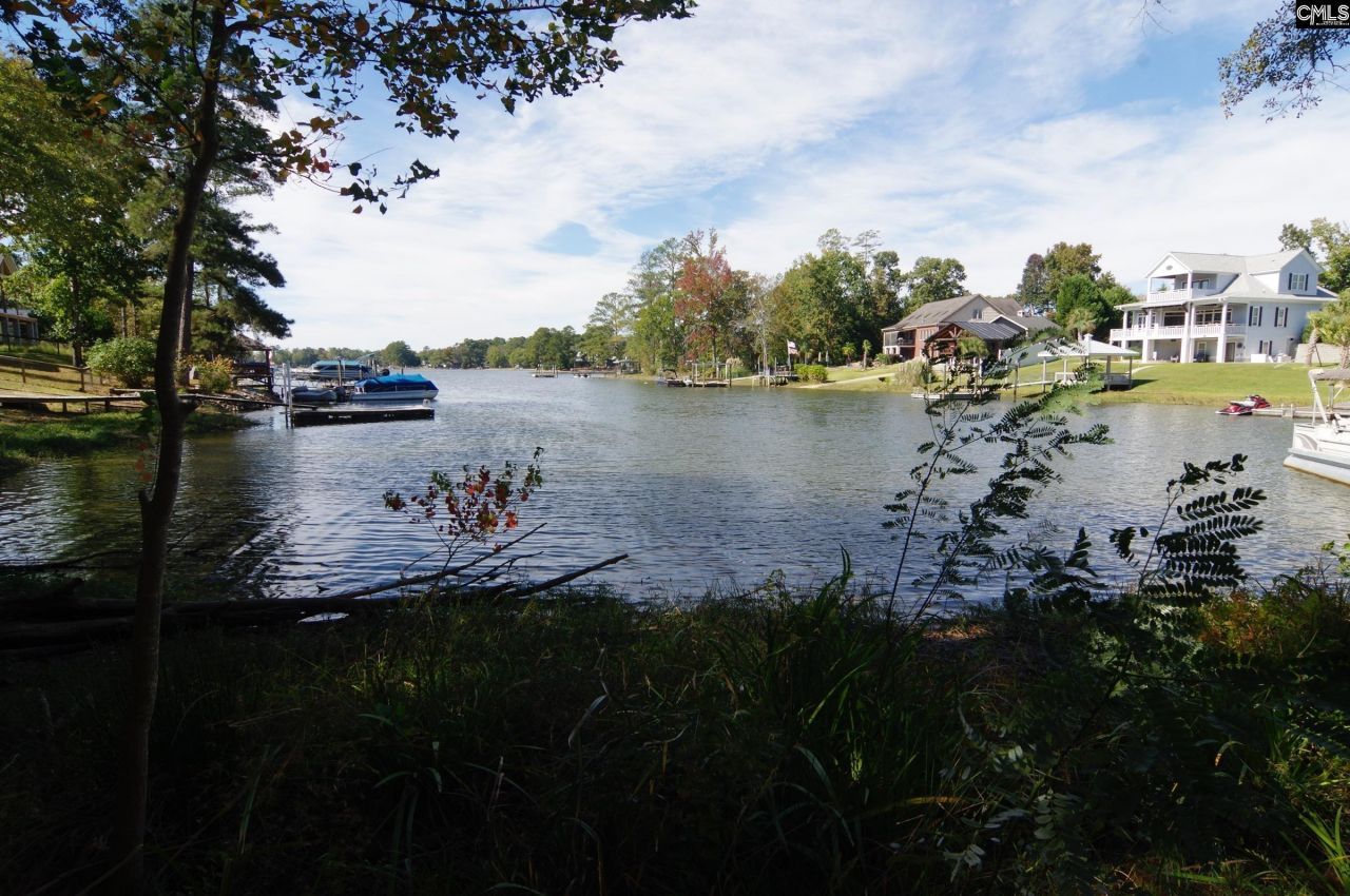 28 Chalet Road Photo 15