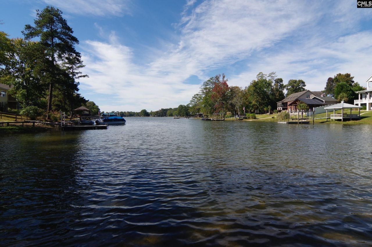 28 Chalet Road Photo 4