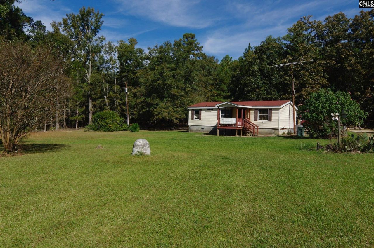 28 Chalet Road Photo 6