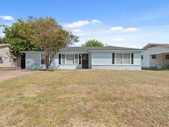 2424 S 26th Street Waco, TX 76706