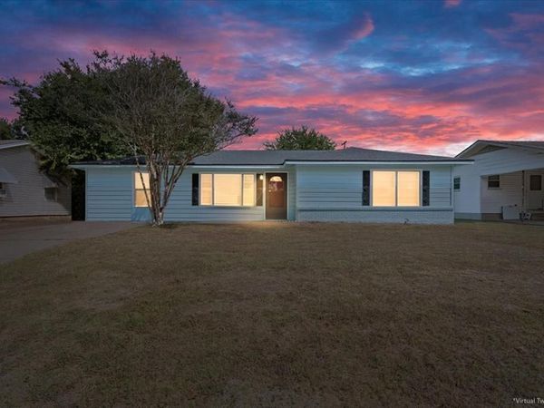 2424 S 26th Street, Waco, TX 76706