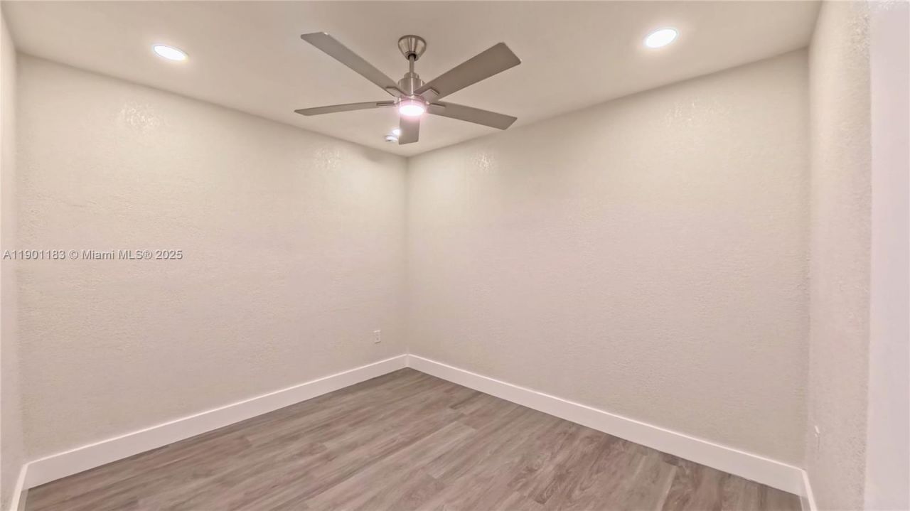 1575 W 6th Ave, Hialeah, FL 33010 Photo