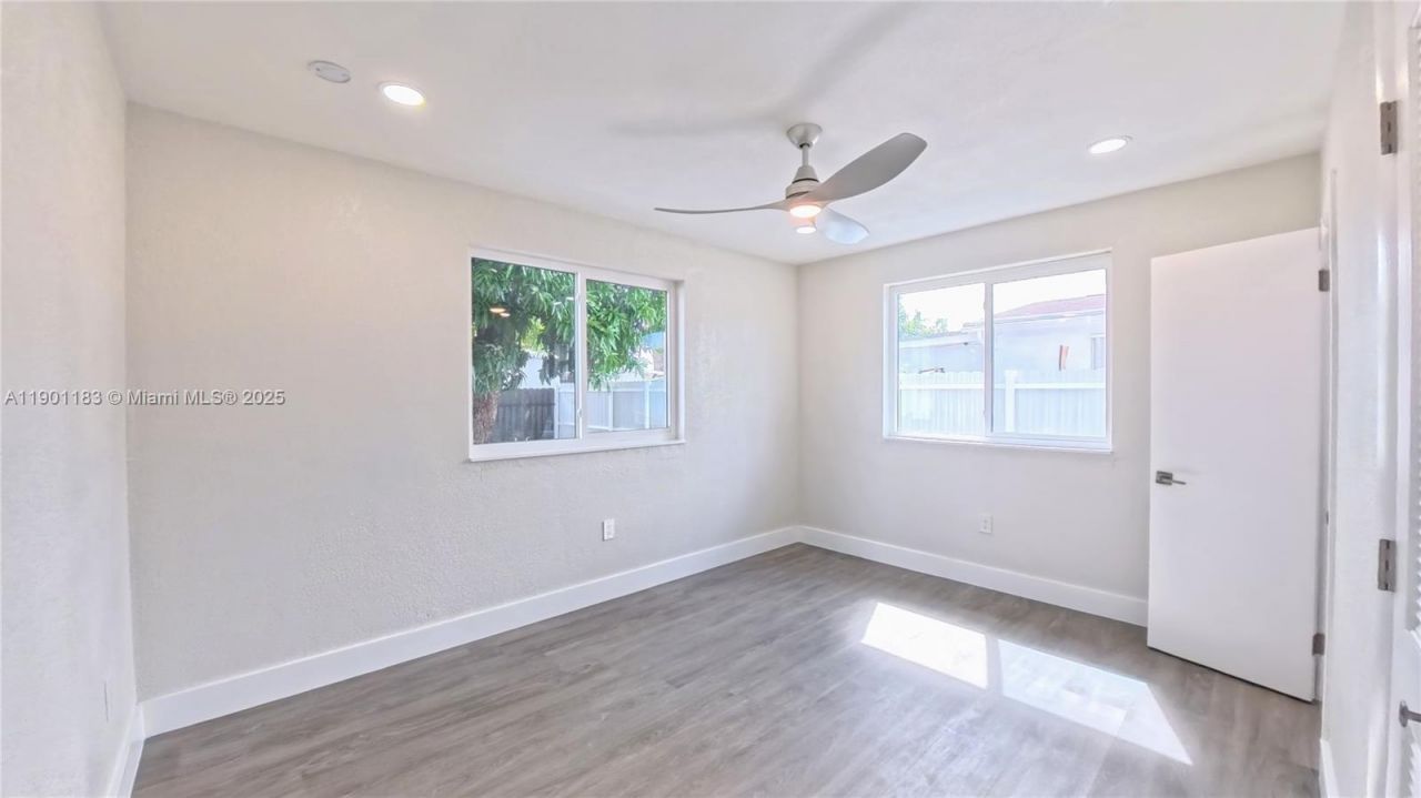 1575 W 6th Ave, Hialeah, FL 33010 Photo