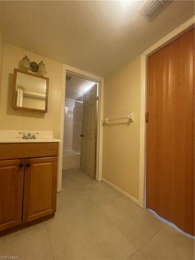 2366 E Mall Dr, Unit 521, Fort Myers, FL 33901 Photo