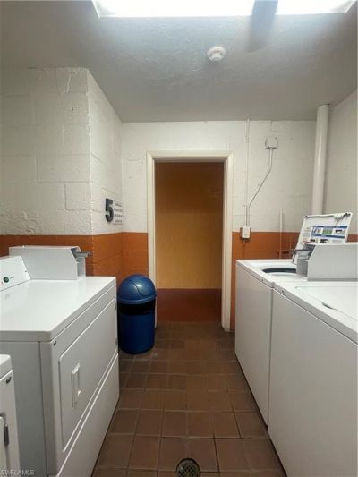 2366 E Mall Dr, Unit 521, Fort Myers, FL 33901 Photo