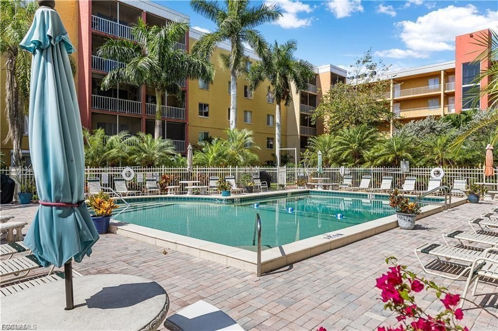 2366 E Mall Dr, Unit 521, Fort Myers, FL 33901 Photo