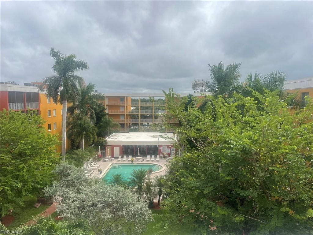 2366 E Mall Dr, Unit 521, Fort Myers, FL 33901 Photo