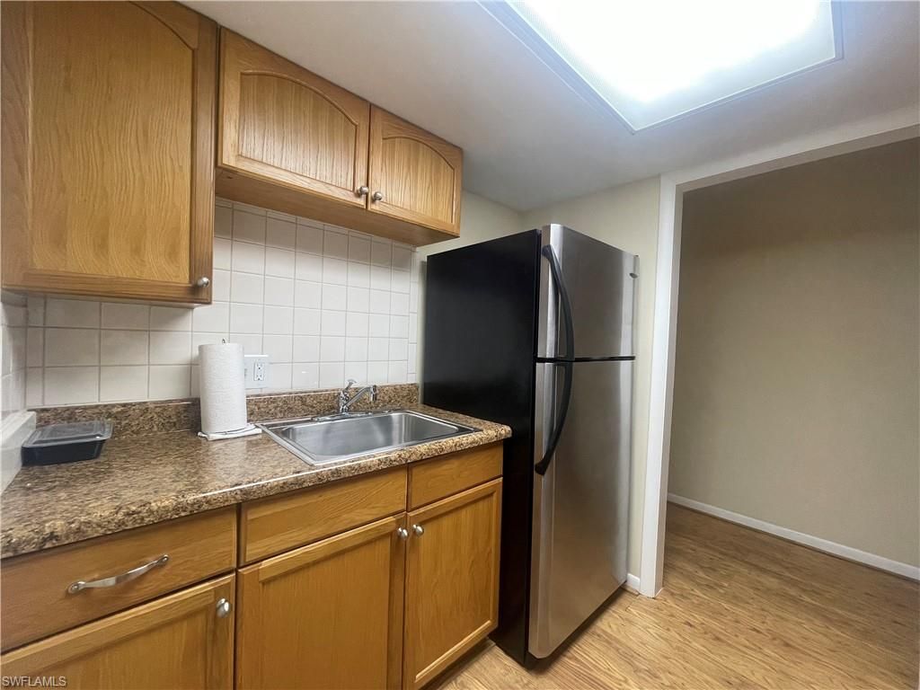 2366 E Mall Dr, Unit 521, Fort Myers, FL 33901 Photo