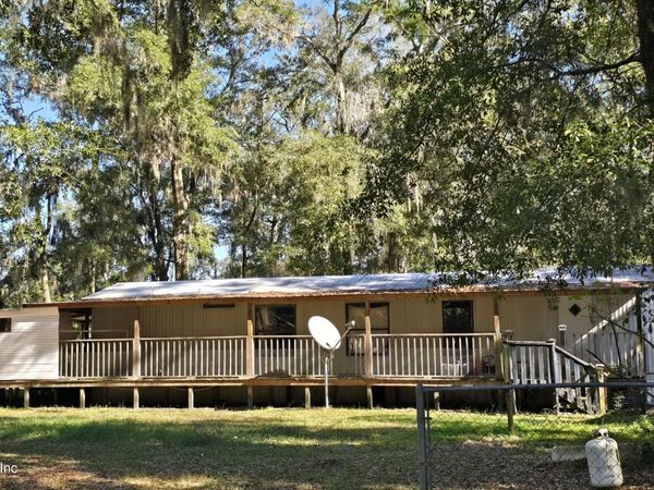 182 SW MIKES Glen, Lake City, FL 32024