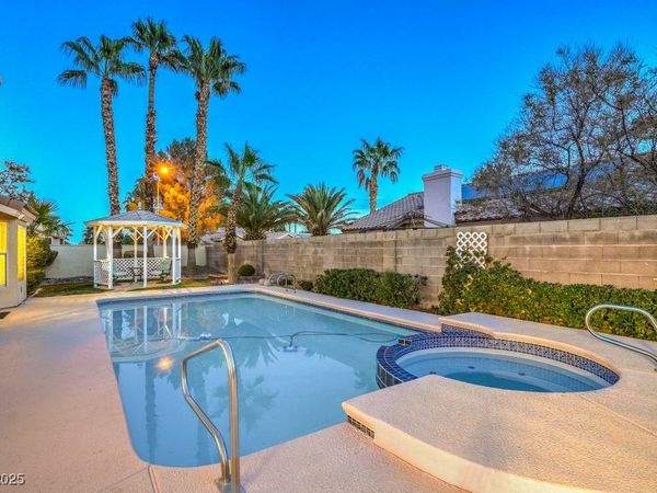 715 E Eldorado Lane, Las Vegas, NV 89123