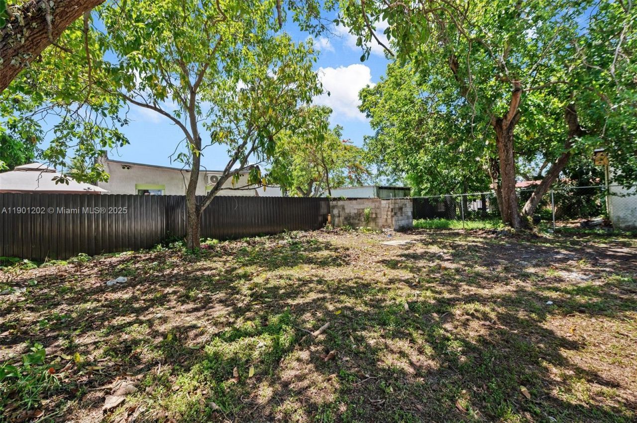 7525 NW 15th Ave, Miami, FL 33147 Photo