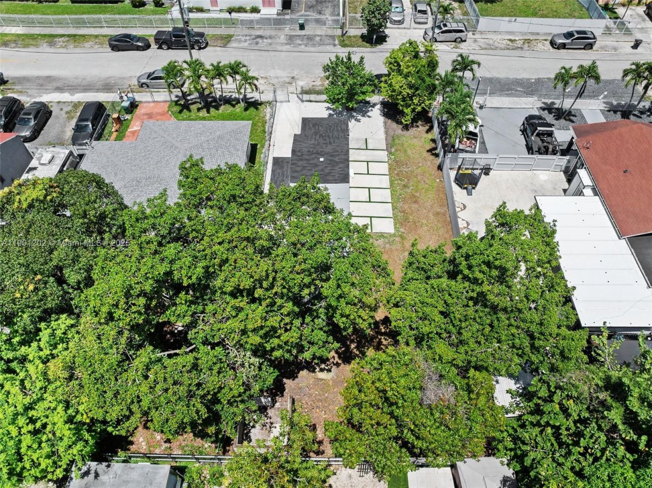 7525 NW 15th Ave, Miami, FL 33147 Photo