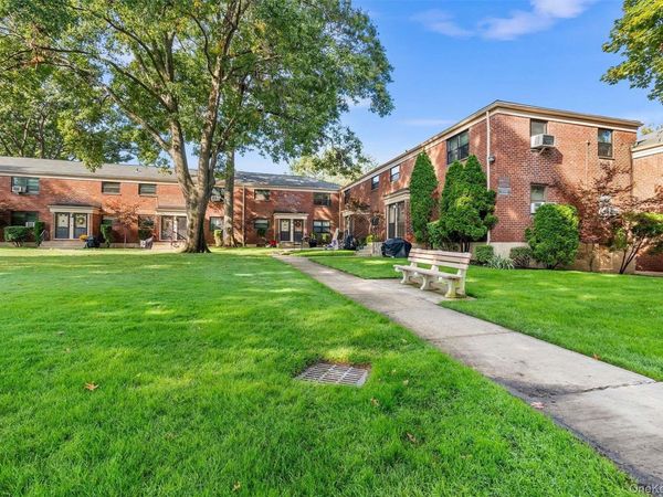 73-10 220th Street, Unit Uppr, Oakland Gardens, NY 11364