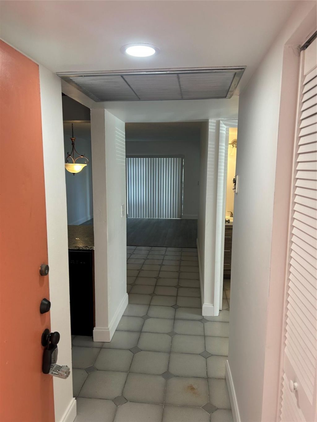 871 NE 207th Terrace, Unit 102, Miami, FL 33179 Photo