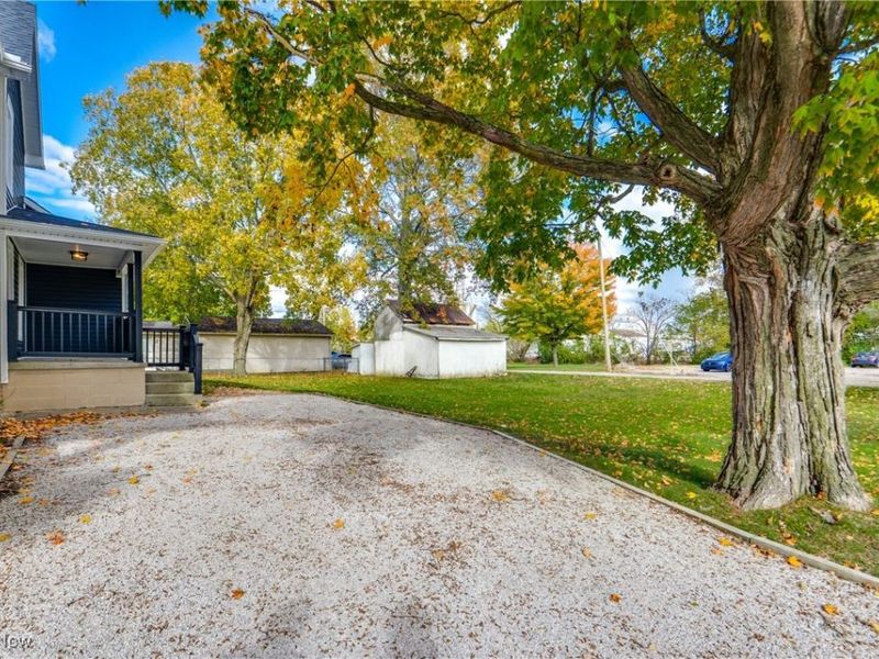 206 E Main Street, Dalton, OH 44618 Photo 10