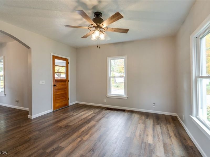 206 E Main Street, Dalton, OH 44618 Photo 15