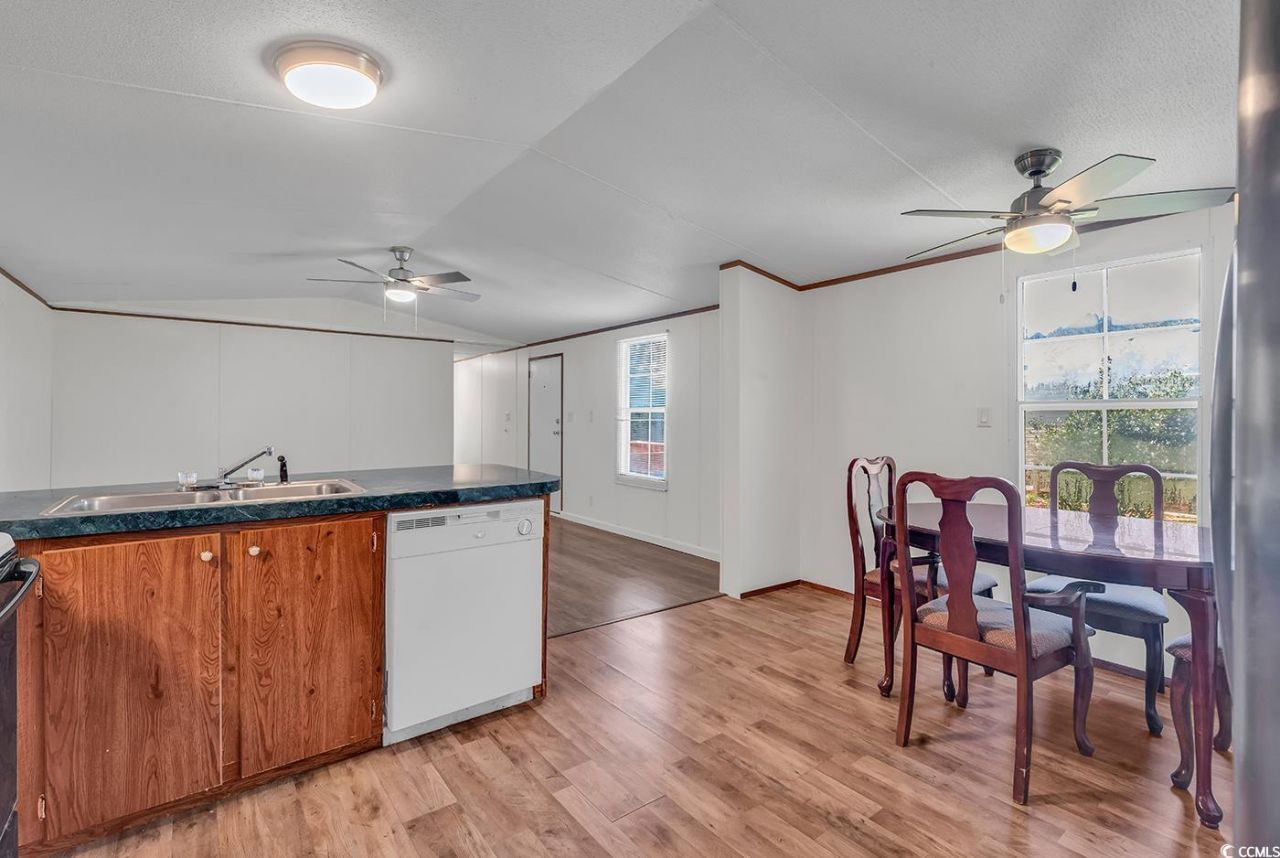 264 Iroquis Trail Photo 8