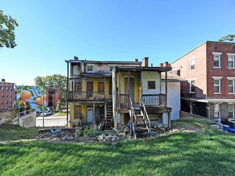 64 E Clifton Avenue, Cincinnati, OH 45202 Photo 12