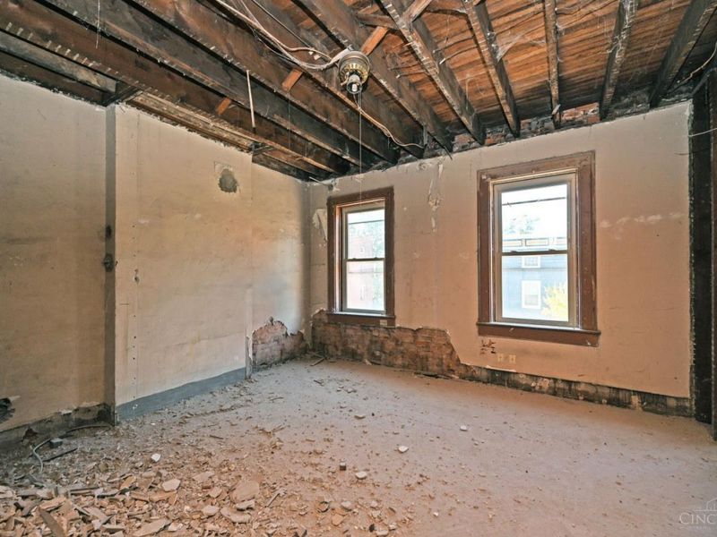 64 E Clifton Avenue, Cincinnati, OH 45202 Photo 25