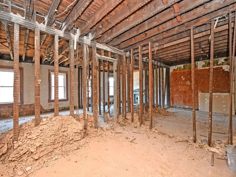 64 E Clifton Avenue, Cincinnati, OH 45202 Photo 27